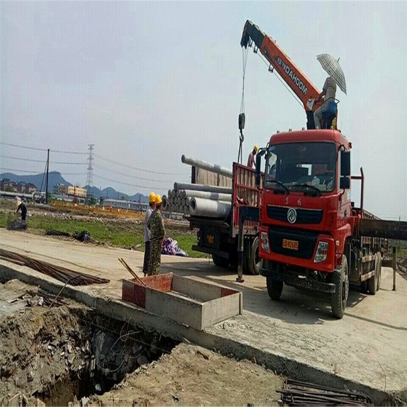 廠(chǎng)家加工水泥電線(xiàn)桿時(shí)出現色差該怎么避免